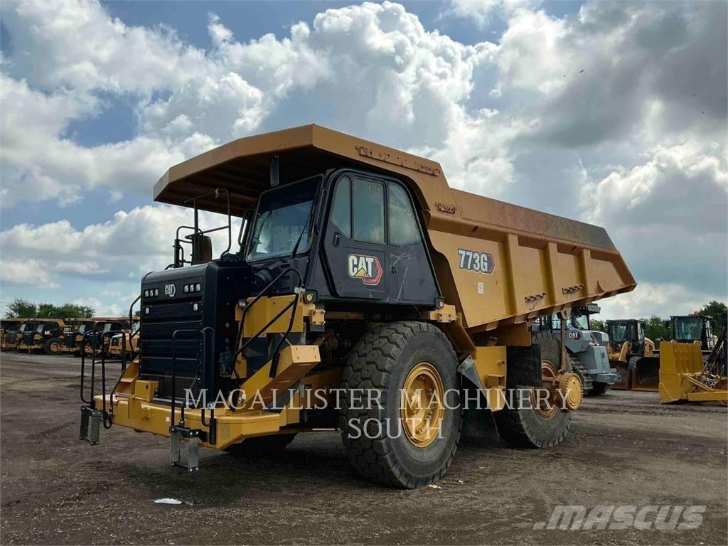 CAT 773G Kĺbové nákladné autá