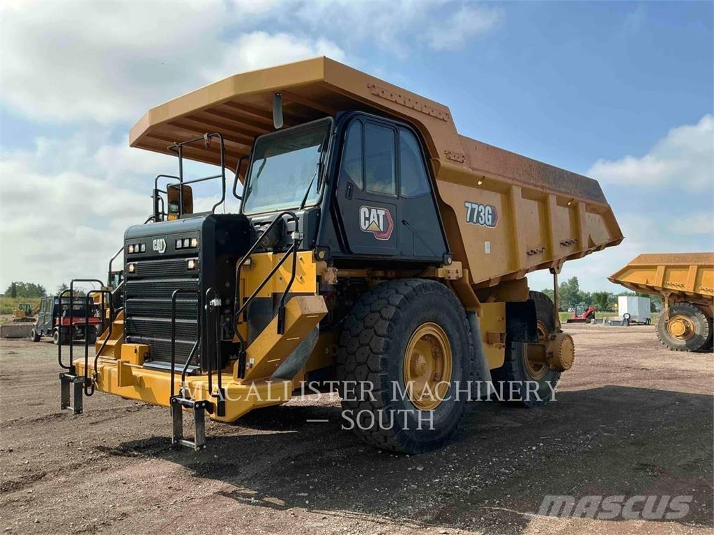CAT 773G Kĺbové nákladné autá