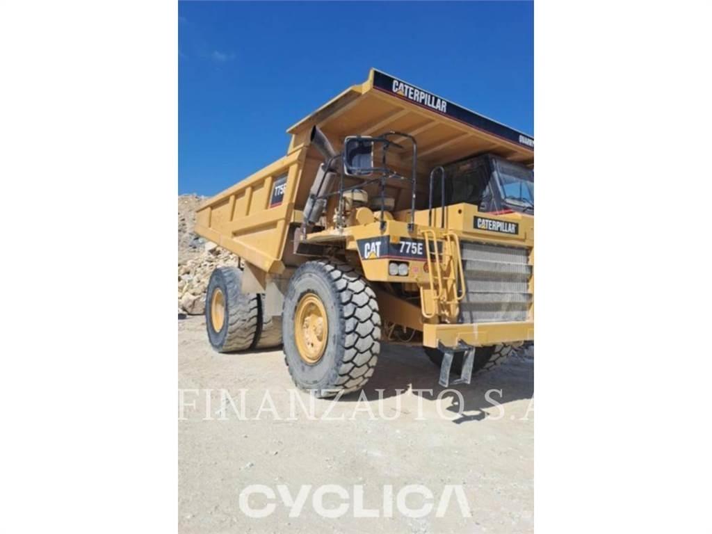 CAT 775E Kĺbové nákladné autá