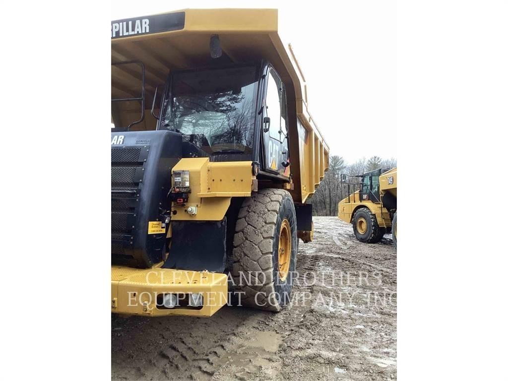 CAT 775F Kĺbové nákladné autá
