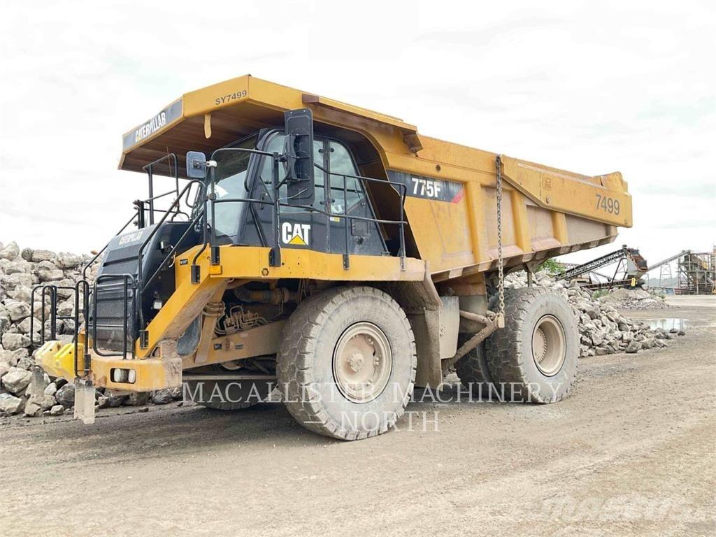 CAT 775F Kĺbové nákladné autá