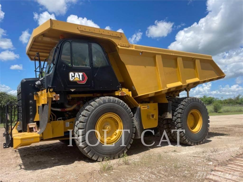CAT 775G Kĺbové nákladné autá