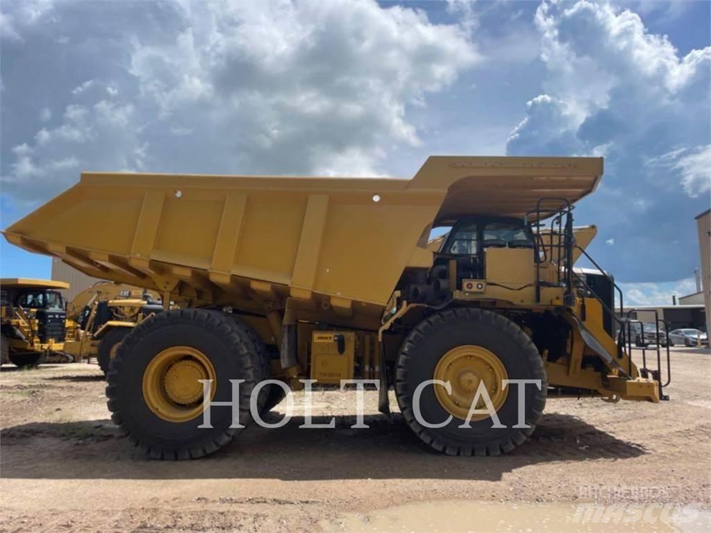 CAT 775G Kĺbové nákladné autá