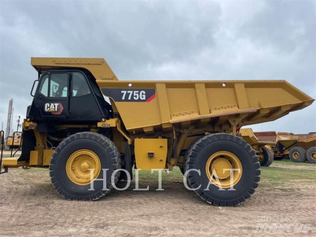 CAT 775G Kĺbové nákladné autá