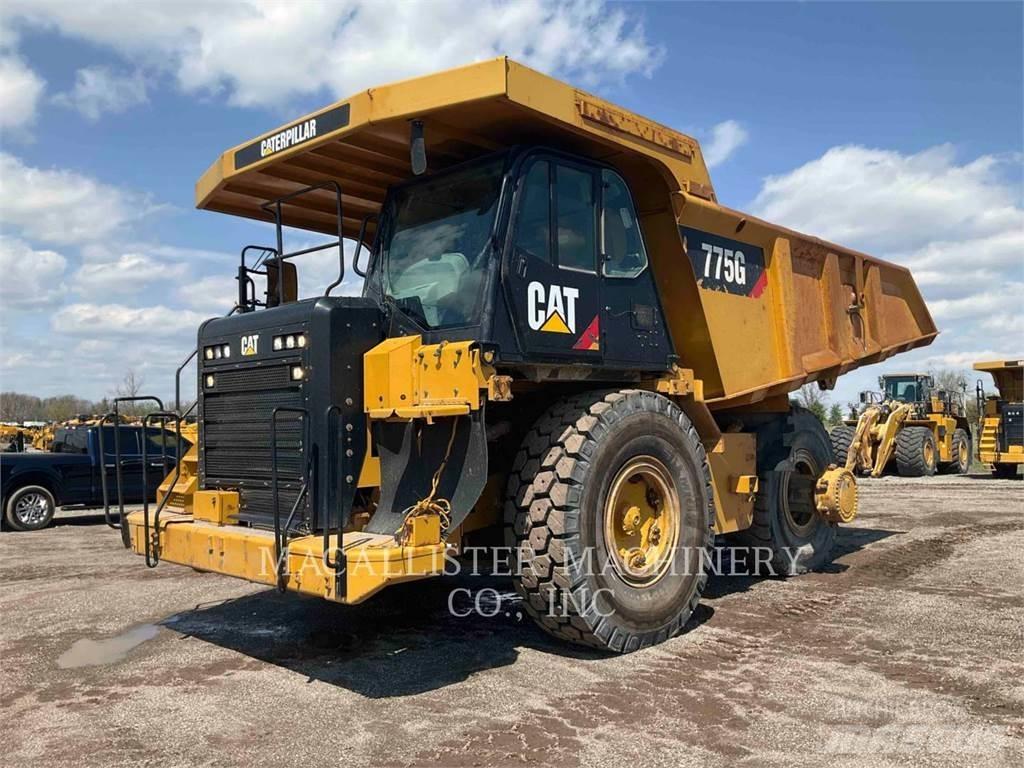 CAT 775G Kĺbové nákladné autá