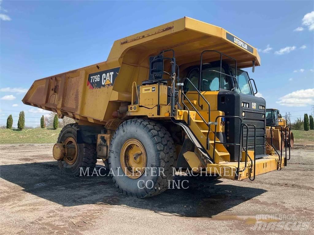 CAT 775G Kĺbové nákladné autá