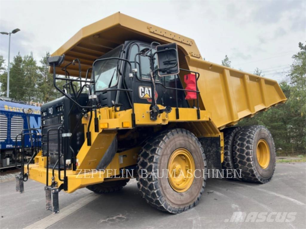 CAT 775G Kĺbové nákladné autá