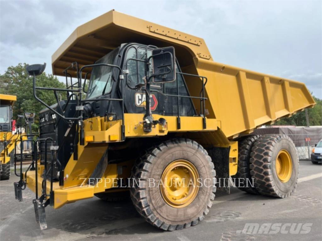 CAT 775G Kĺbové nákladné autá