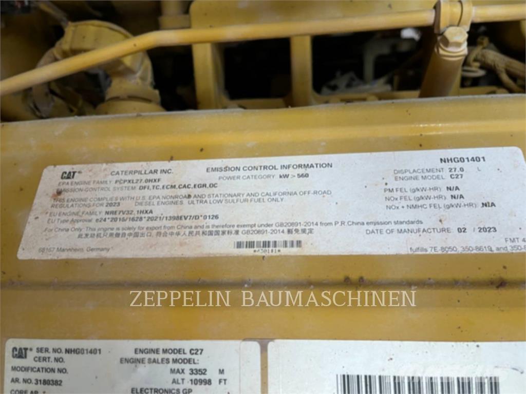 CAT 775G Kĺbové nákladné autá