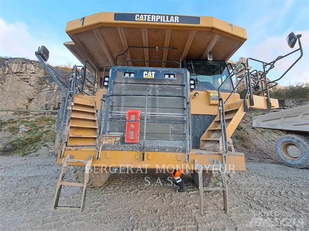 CAT 777G Kĺbové nákladné autá