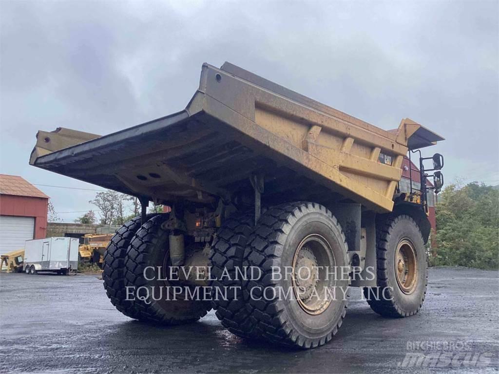 CAT 777G Kĺbové nákladné autá
