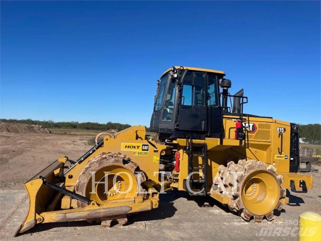 CAT 815 Pôdne kompaktory