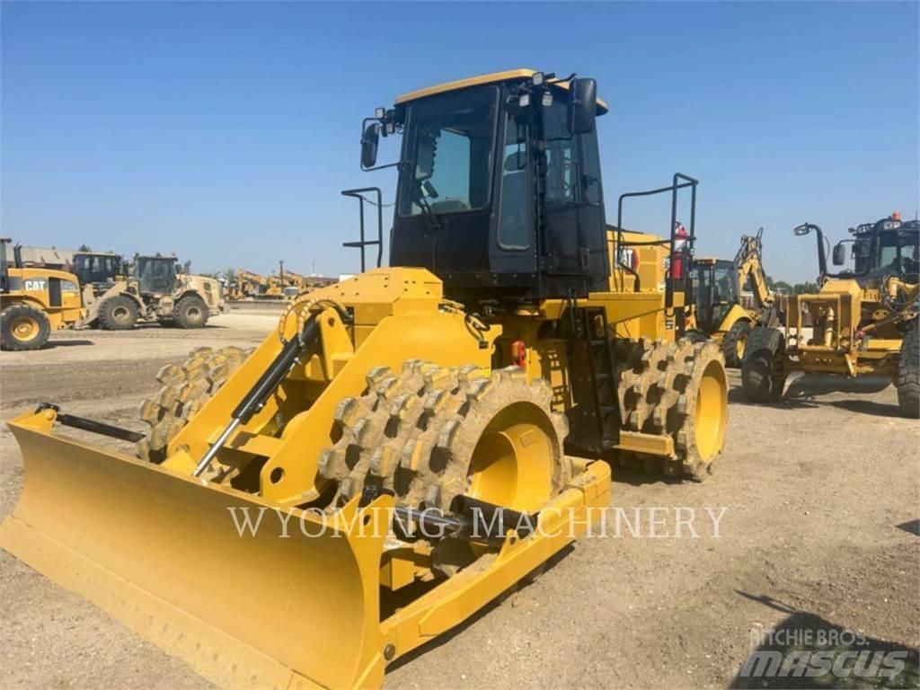 CAT 815 Pôdne kompaktory
