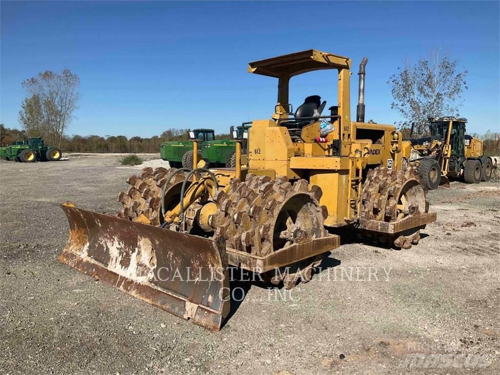 CAT 815 Pôdne kompaktory