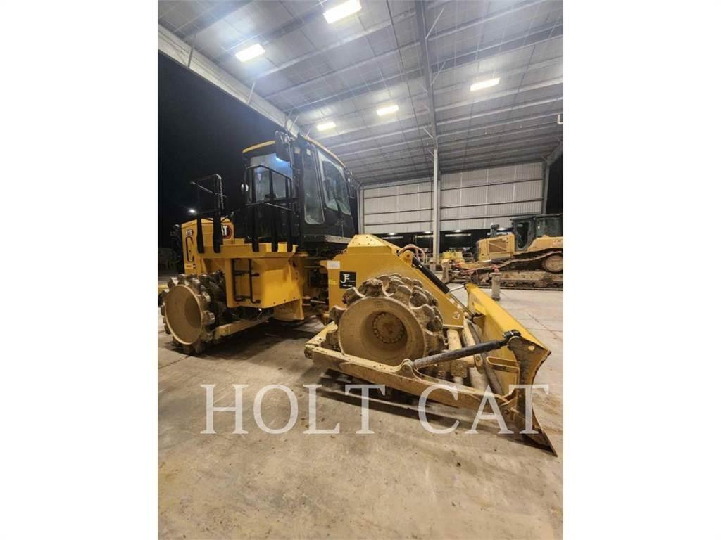 CAT 815 Pôdne kompaktory