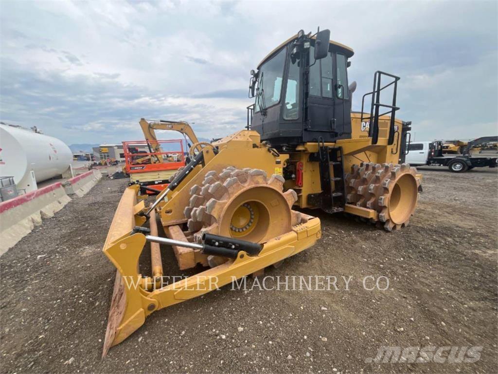 CAT 815 Kombinované valce
