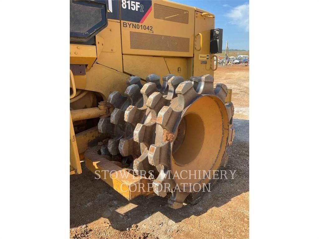 CAT 815F Pôdne kompaktory