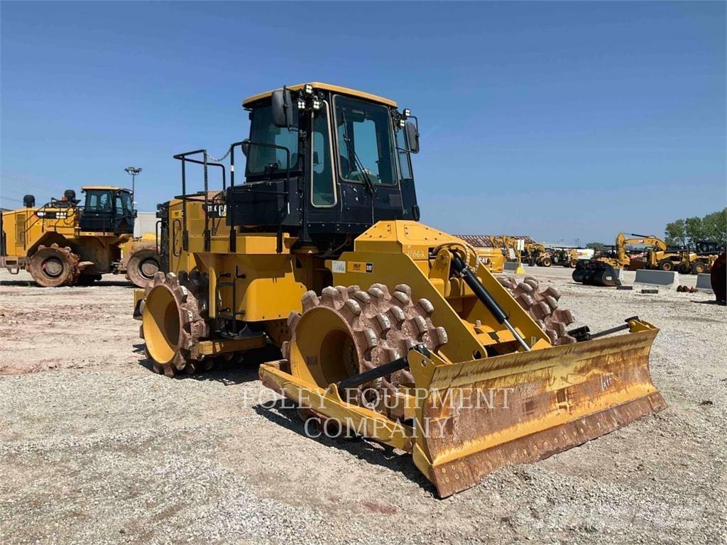 CAT 815K Pôdne kompaktory