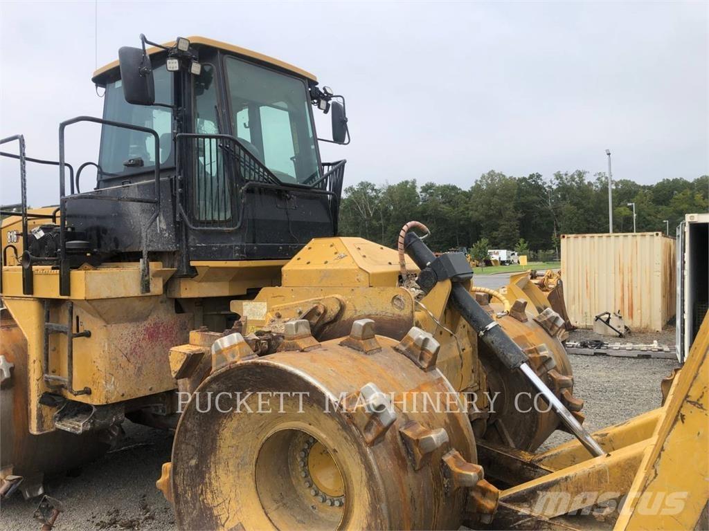 CAT 816-11 Pôdne kompaktory