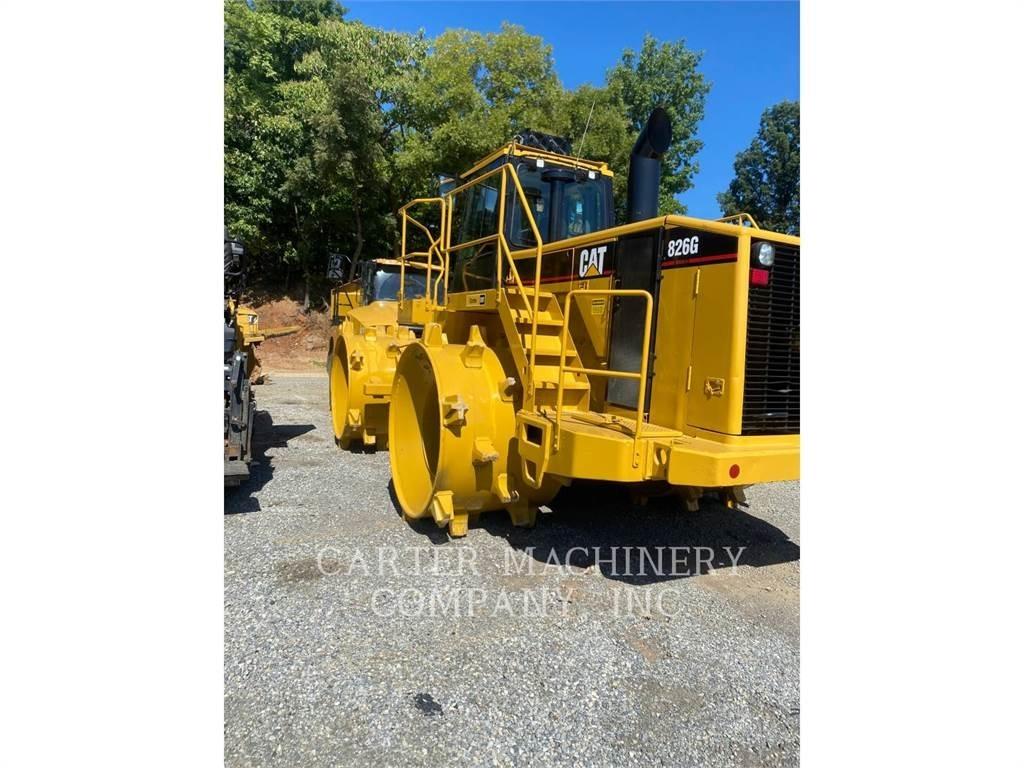 CAT 826G Pôdne kompaktory