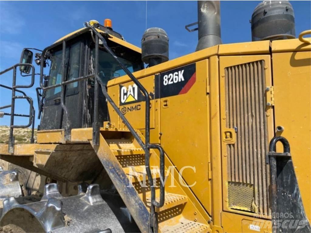 CAT 826K Pôdne kompaktory