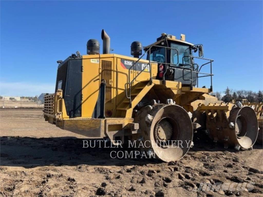 CAT 826K Pôdne kompaktory