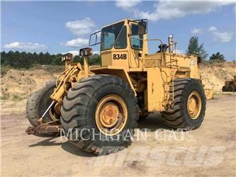 CAT 834B Kolesové nakladače
