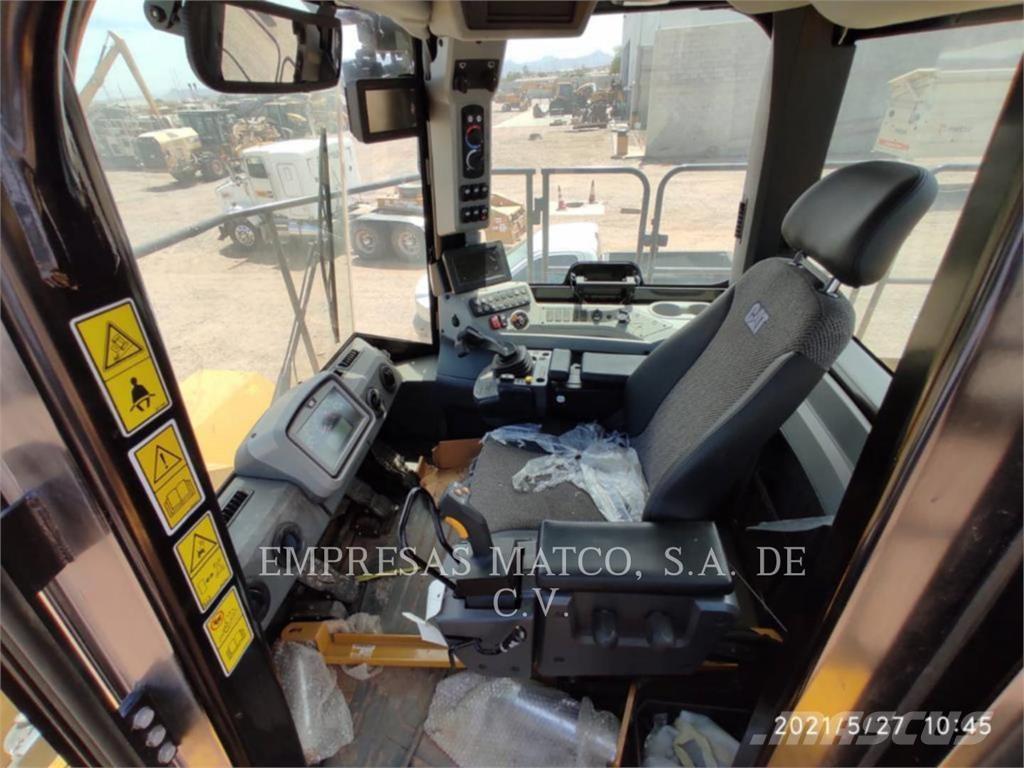 CAT 834KLRC Kolesové dozéry