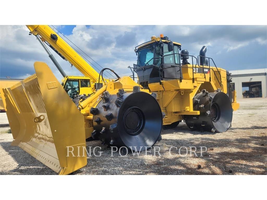CAT 836K Pôdne kompaktory
