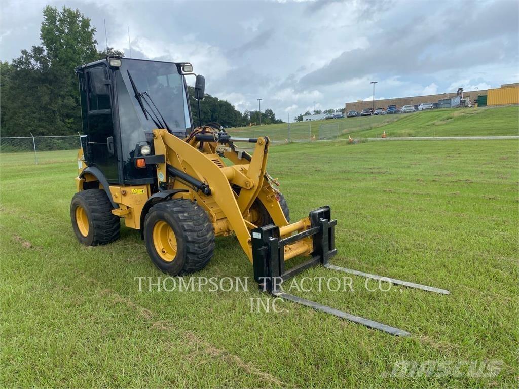 CAT 903 D Kolesové nakladače