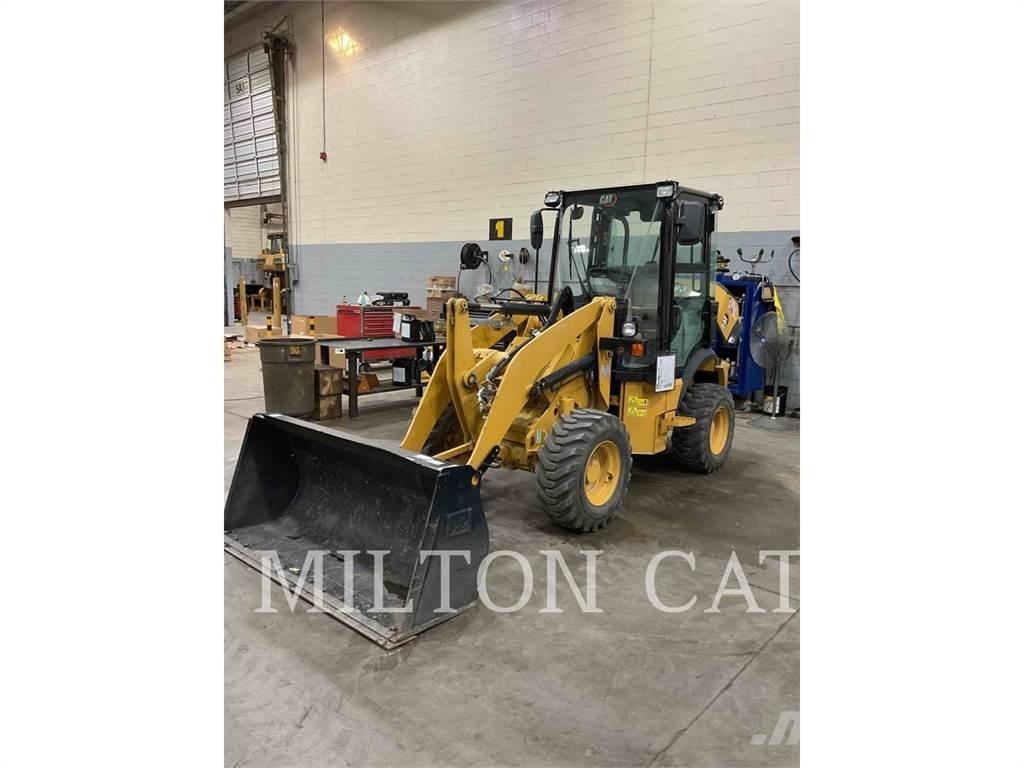 CAT 903D Kolesové nakladače
