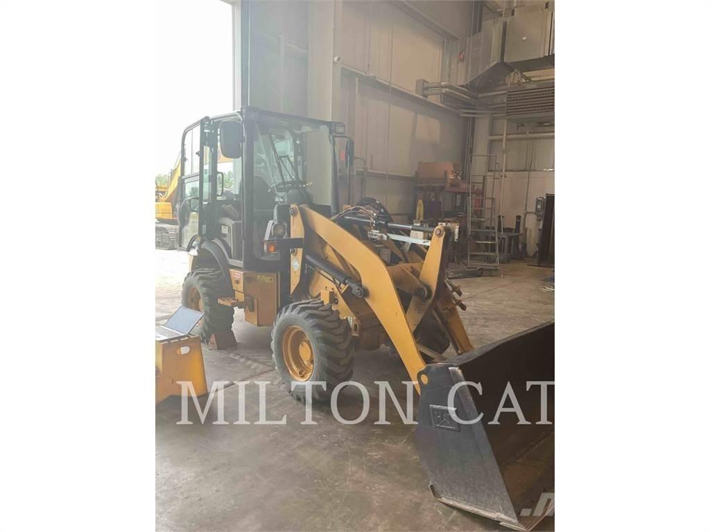 CAT 903D Kolesové nakladače