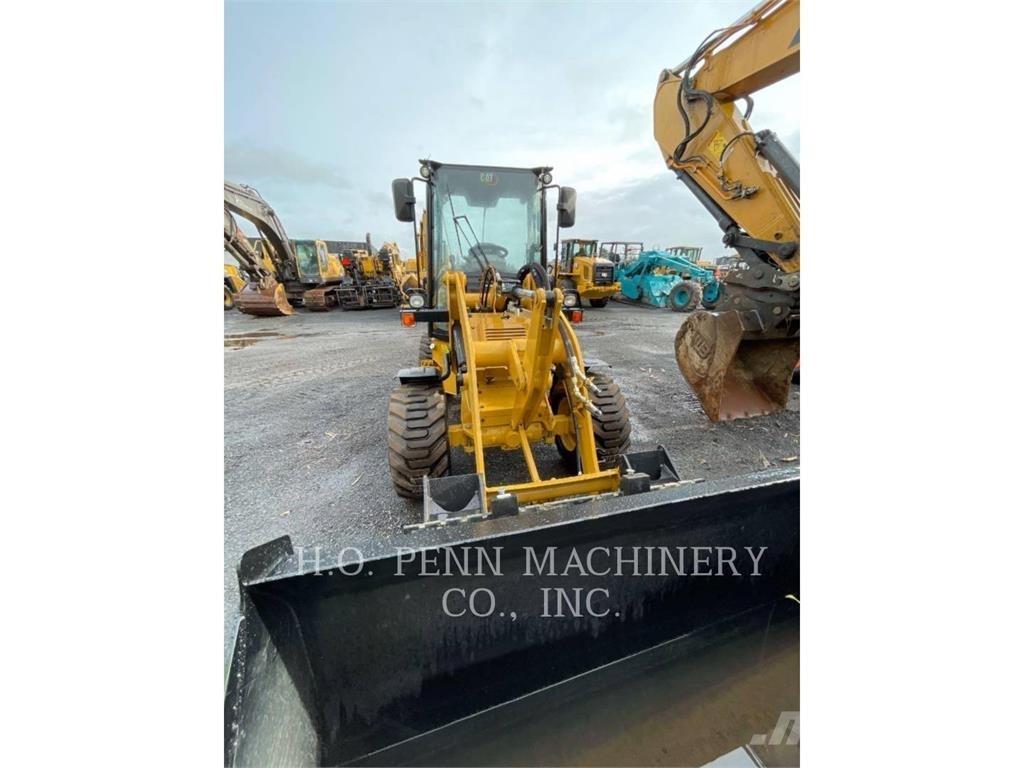 CAT 903D Kolesové nakladače