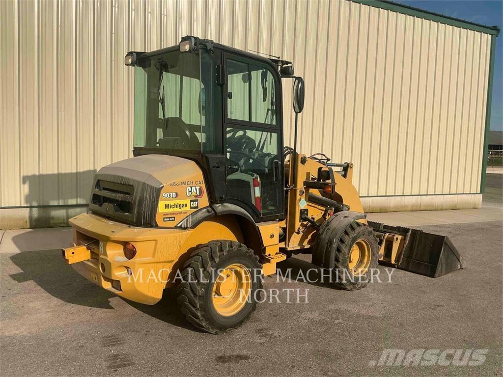 CAT 903D HARW Kolesové nakladače