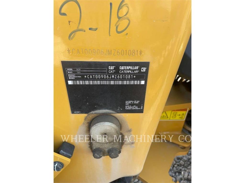 CAT 906 Kolesové nakladače