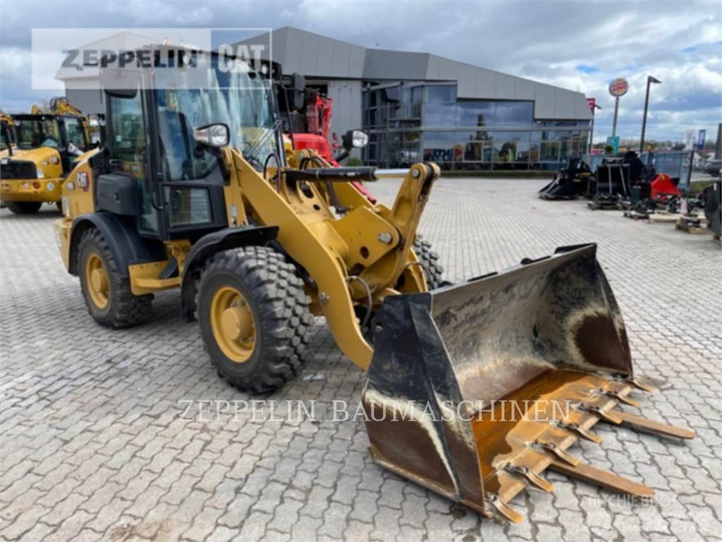 CAT 906-14 Kolesové nakladače