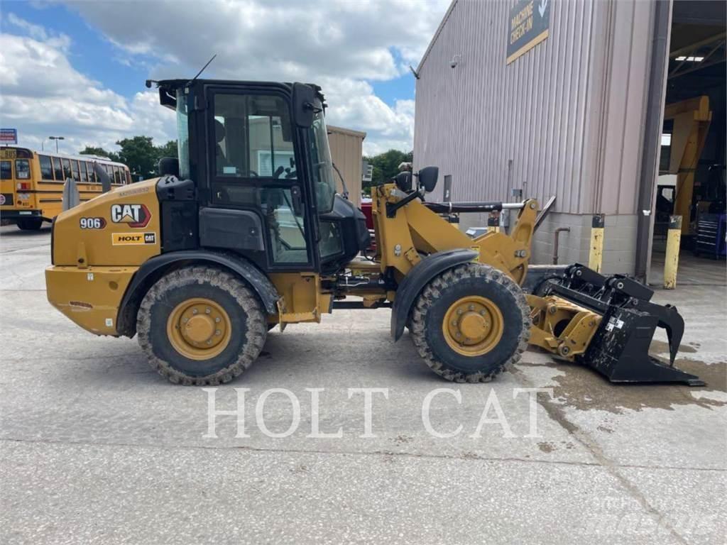 CAT 906 CAB Kolesové nakladače