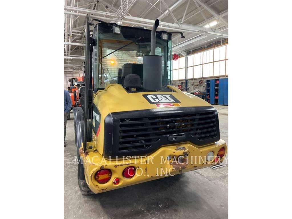 CAT 906H2 Kolesové nakladače