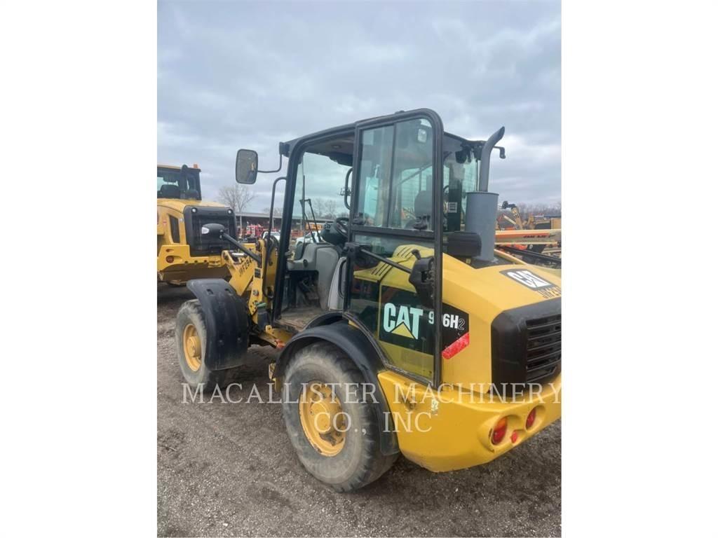 CAT 906H2 Kolesové nakladače
