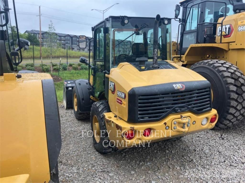 CAT 906M Kolesové nakladače
