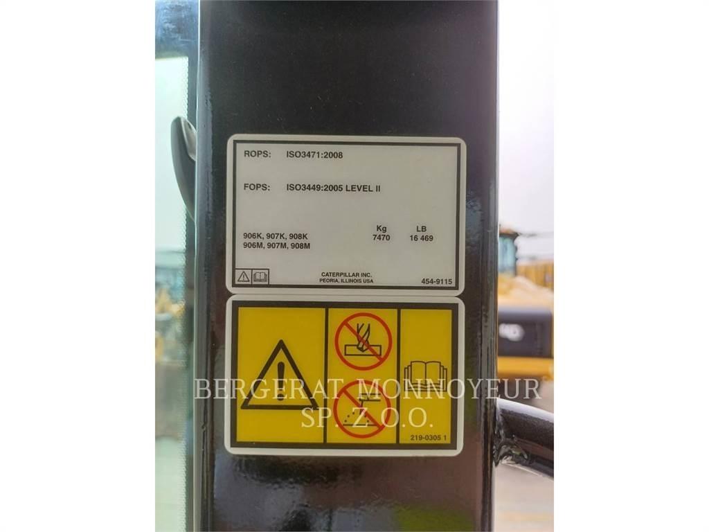 CAT 906M Kolesové nakladače