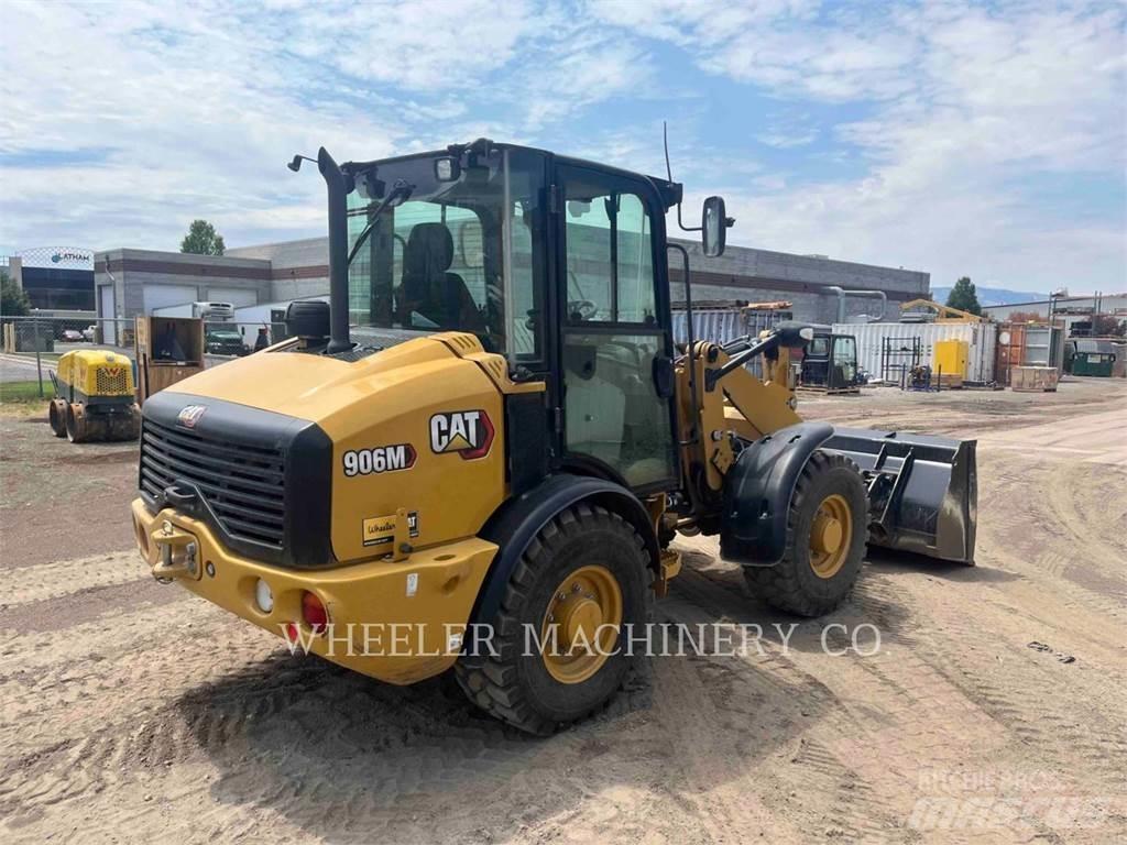 CAT 906M Kolesové nakladače