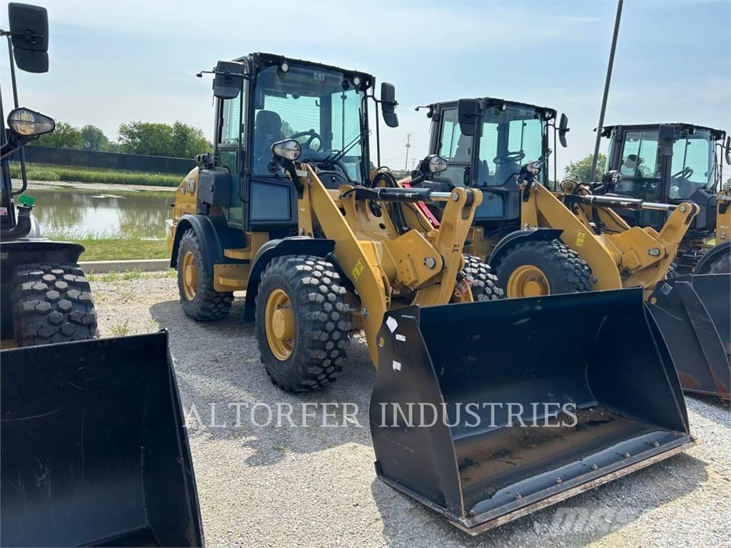 CAT 907-14 Kolesové nakladače