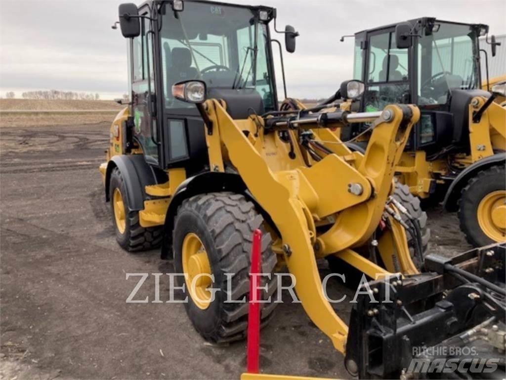 CAT 907M Kolesové nakladače