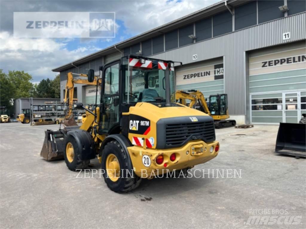 CAT 907M Kolesové nakladače
