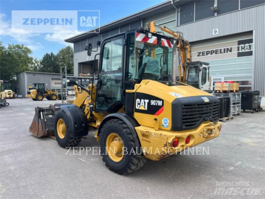 CAT 907M Kolesové nakladače