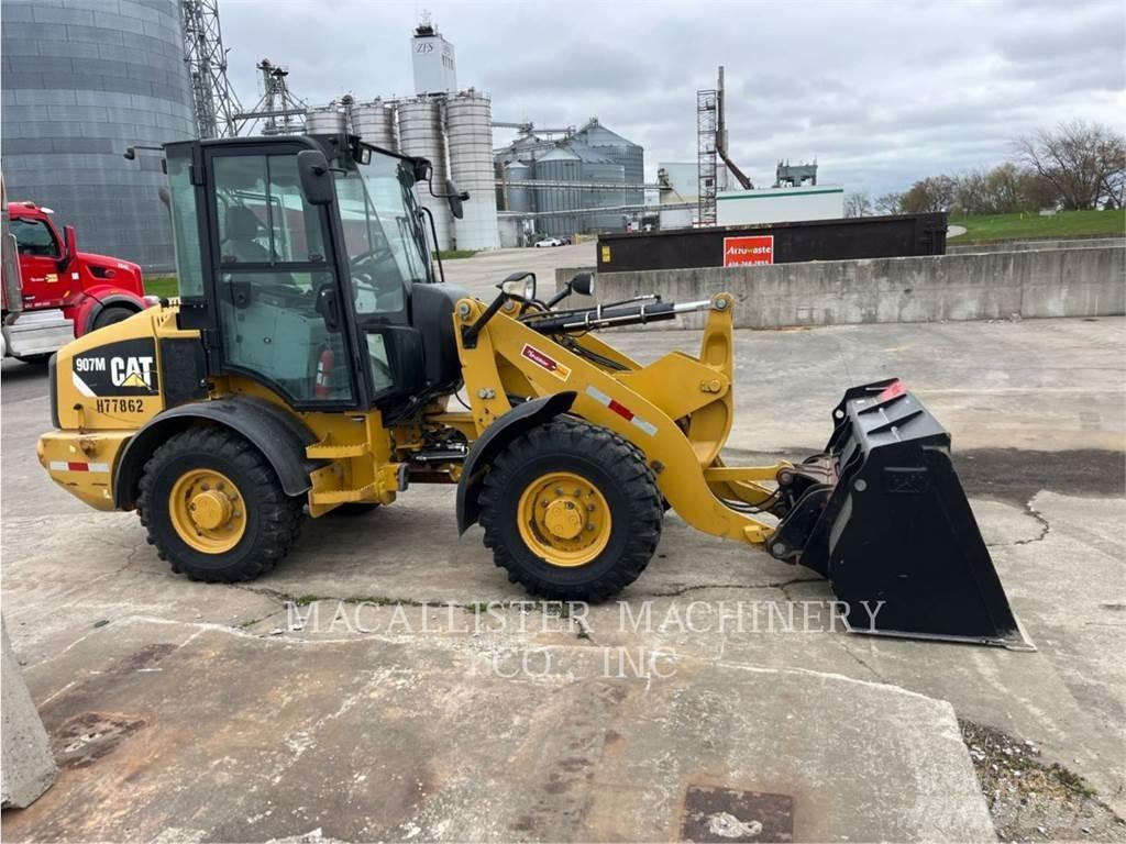 CAT 907M Kolesové nakladače