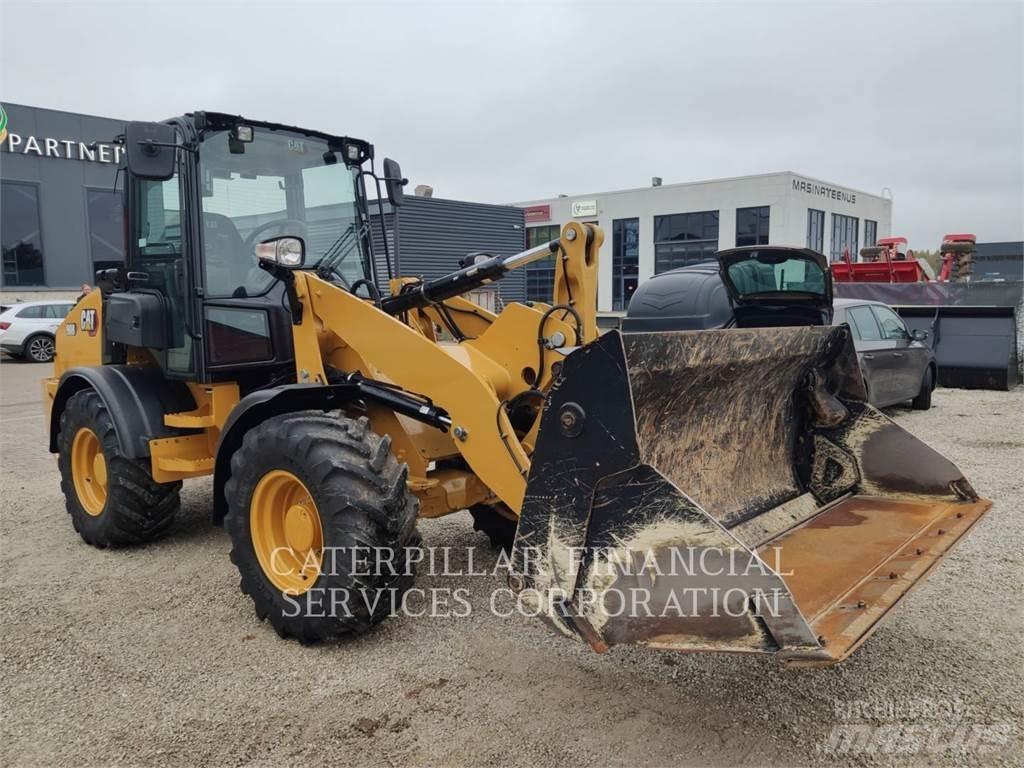 CAT 908-14 Kolesové nakladače