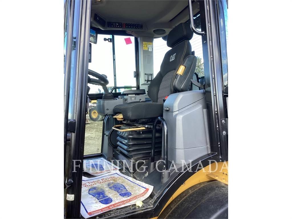 CAT 908-14 Kolesové nakladače