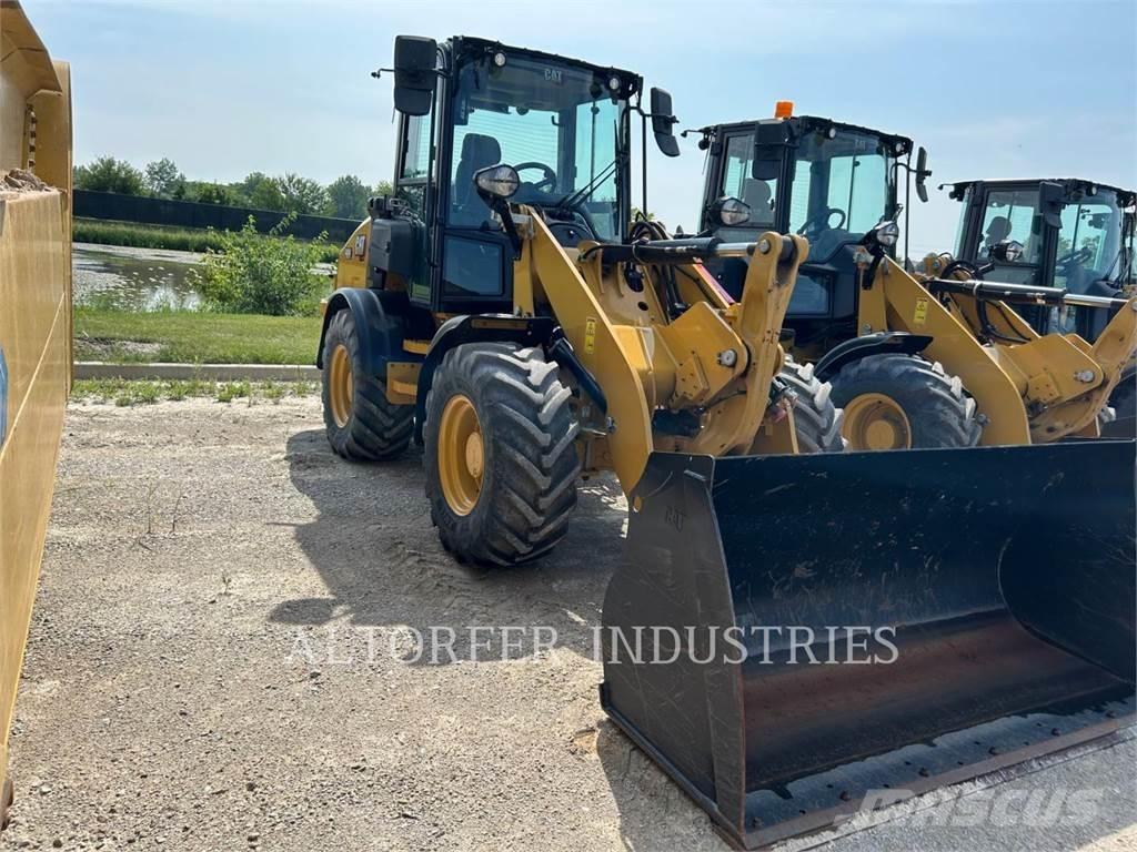 CAT 908-14 Kolesové nakladače